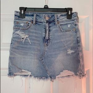 American eagle light denim super-stretch high rise skirt size 4